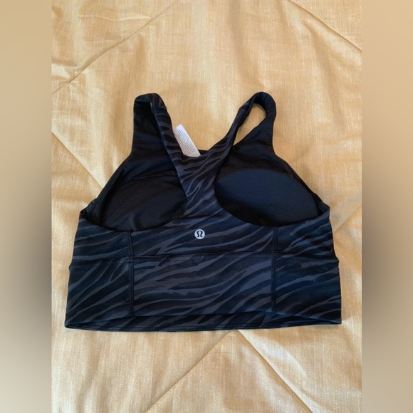 Lululemon sport bra size 8 - Picture 2 of 5